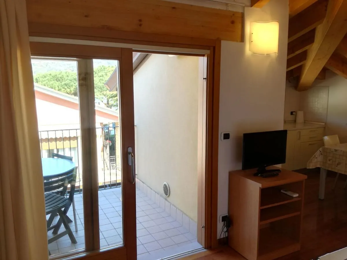 Apartments Tony In Bardolino 0*,